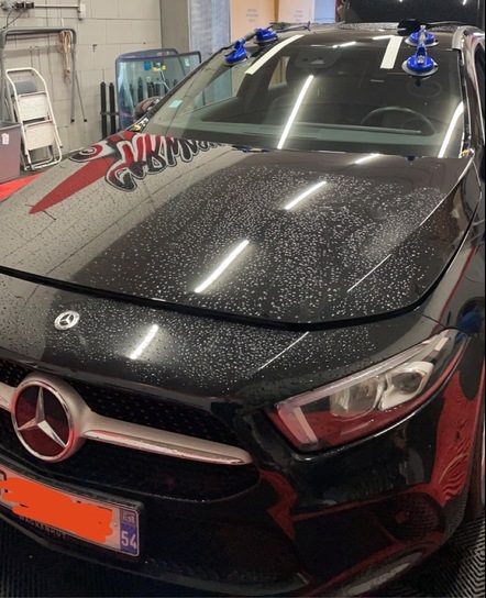 Changement de pare-brise Mercedes avec CARWASH54